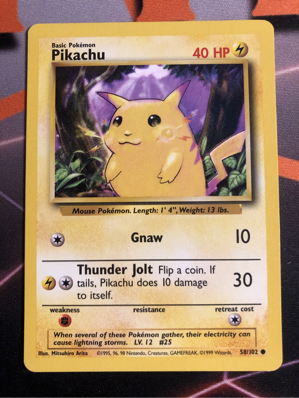 Pikachu 58/102 VINTAGE (Lightly played condition) Pokemon trading card