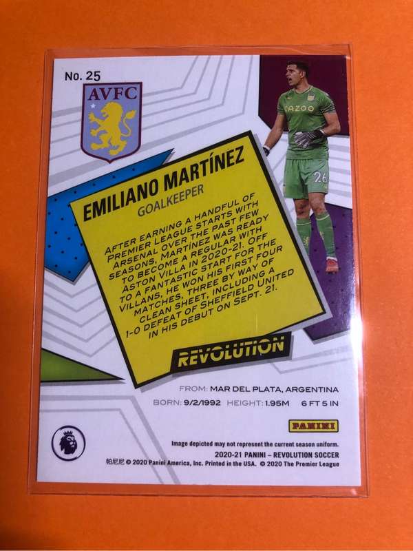 Emiliano Martinez ROOKIE Panini REVOLUTION EPL Soccer trading card