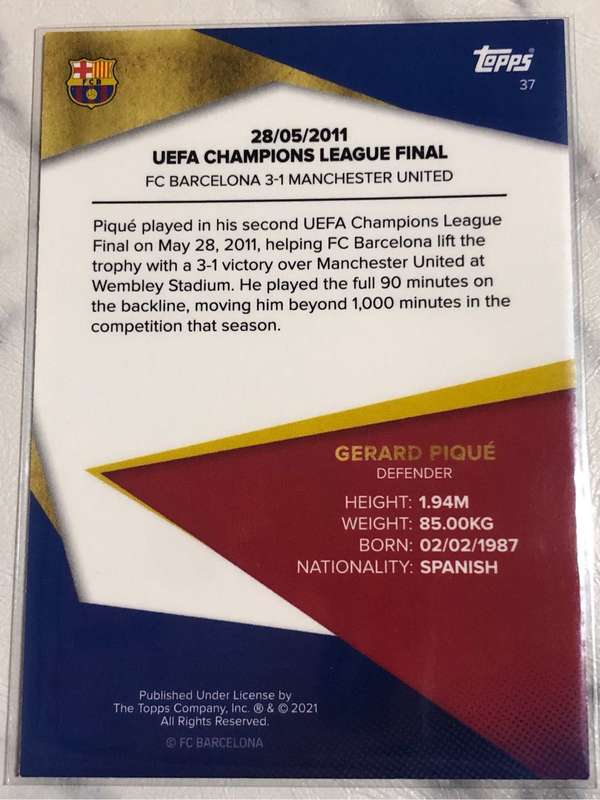 Gerard Pique Iconic Moments Topps Barcelona set 2021 Soccer trading card