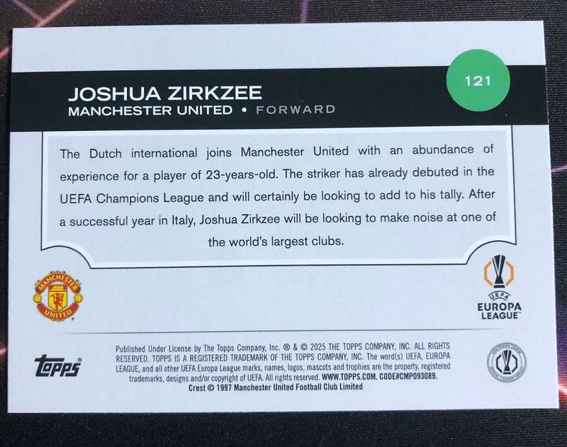 Zirkzee NEW Manchester United CASE HIT Topps 2025 Soccer trading card