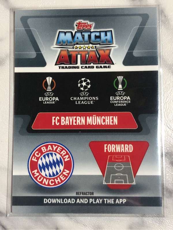 Robert Lewandowski REFRACTOR 100 CLUB Topps Match Attax  Soccer trading card