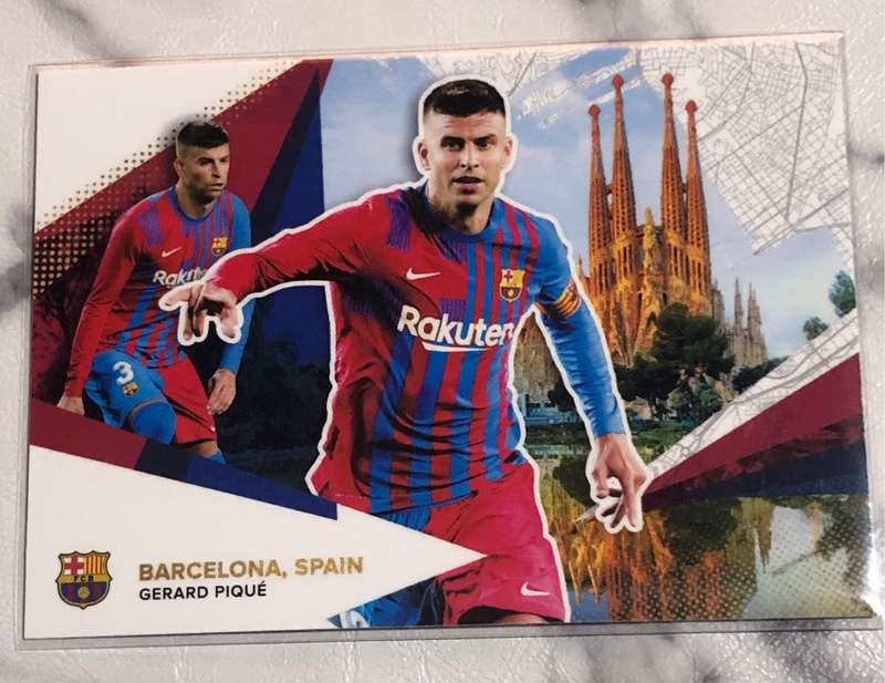 Gerard Pique Topps Barcelona set 2021 Soccer trading card