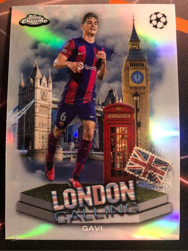 Gavi REFRACTOR London is Calling Topps Chrome 2024 soccer trading card