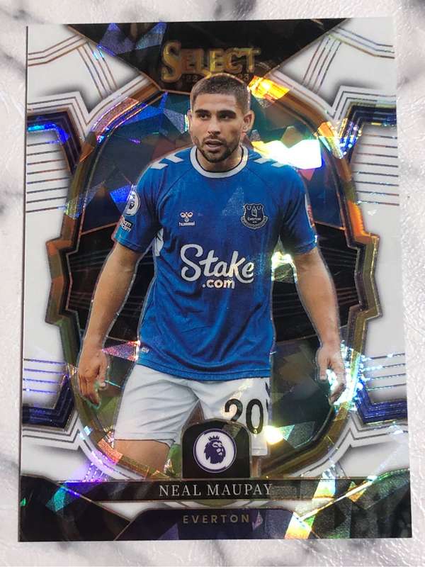 Neal Maupay NUMBERED out of 25 White Cracked Ice SELECT Soccer trading card