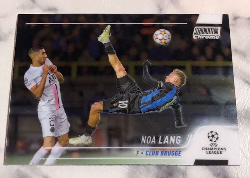Noa Lang Topps Stadium Club Chrome 2022 Soccer trading card