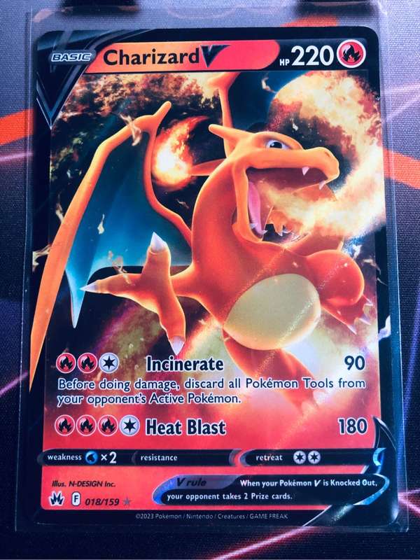 Charizard V 018/159 Pokémon trading card