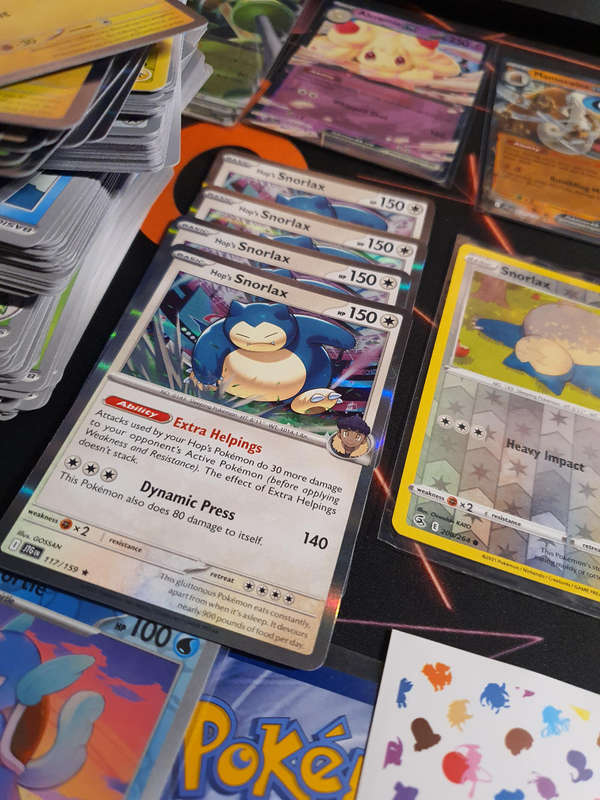 Discounted BULK 200 Pokemon card BUNDLE (Vintage,Holos,EX's and much more!)