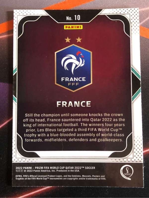 France Emblem  World Cup Prizm 2022 soccer trading card