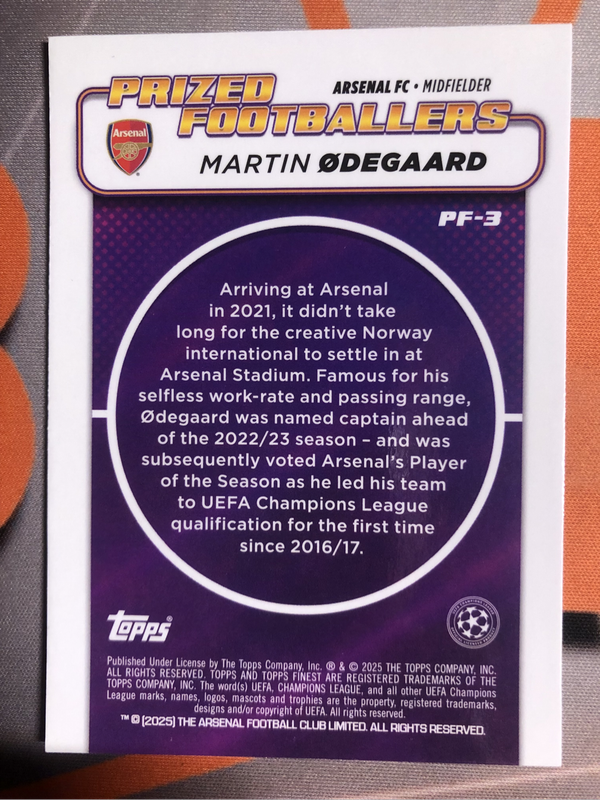 Martin Odegaard Arsenal REFRACTOR NEW Topps Finest 2025 soccer trading card