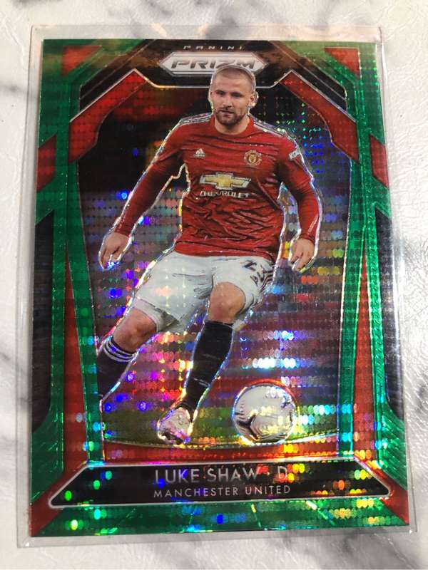 Luke Shaw GREEN Breakaway variant Manchester United PRIZM 2020 Soccer trading card