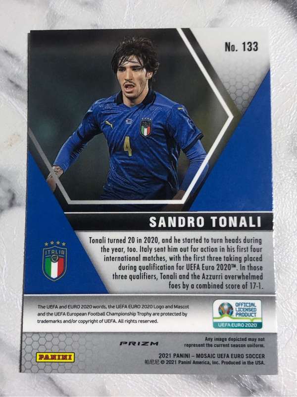Sandro Tonali Mosaic Mirror refractor Euros 2021 soccer trading card