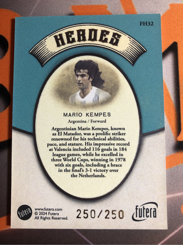 Mario Kempes NUMBERED out of 250 HEROES FUTERA High End Soccer trading card