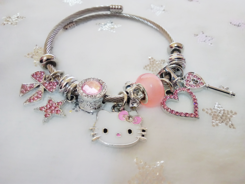 Hello Kitty Jewellery Gift Set - Crazy Wednesday Deal  - Limited Time Offer!