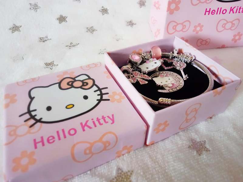 Hello Kitty Jewellery Gift Set - Crazy Wednesday Deal  - Limited Time Offer!