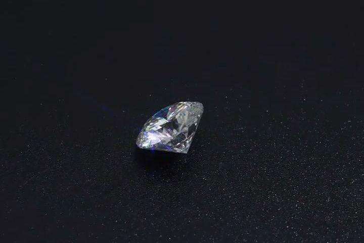 3ct (9mm) Round Moissanite Loose Stone  D Colour, VVS1 Clarity, GRA Certified