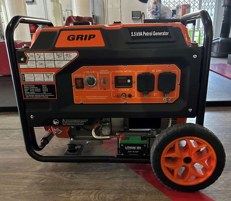 Grip 5.5 kVA Electric-Start Generator