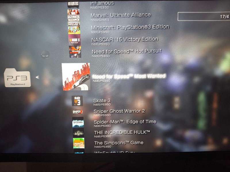 PlayStation 3 Super Slim PS3 - 320GB + 25 Games
