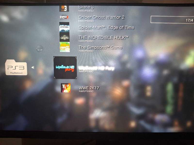 PlayStation 3 Super Slim PS3 - 320GB + 25 Games