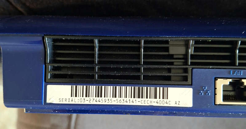 PlayStation 3 Super Slim 500GB Console - Azurite Blue (PS3)