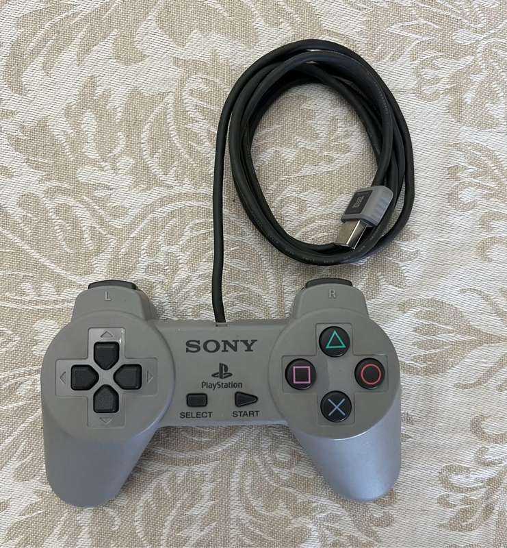 PlayStation Classic Console with 2 Controllers (Playstation 1)