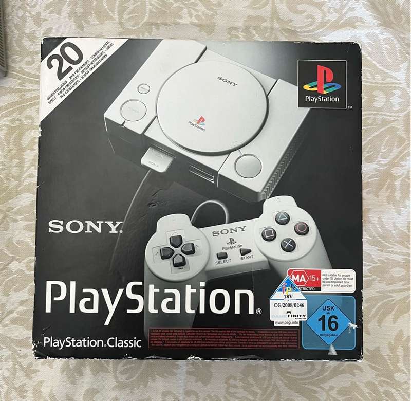 PlayStation Classic Console with 2 Controllers (Playstation 1)