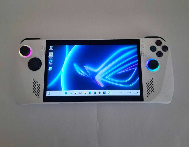 ASUS ROG Ally Z1 - Handheld Console