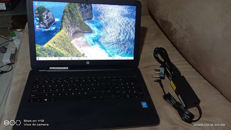 HP 250 G5, Intel i3-5005u (5th Gen) @ 2.0Ghz, 4GB RAM, 350GB HDD, 15.6