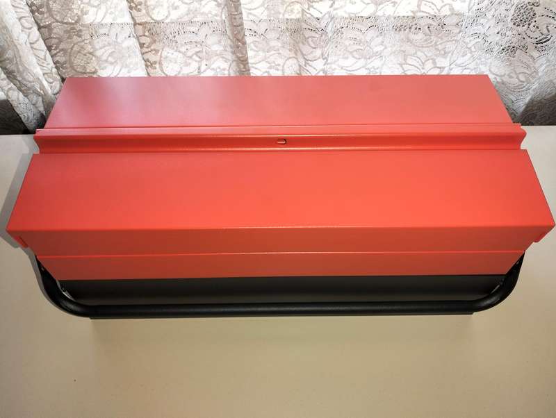 85 Piece Tool Box Set With Metal Box - 1/4" & 1/2"