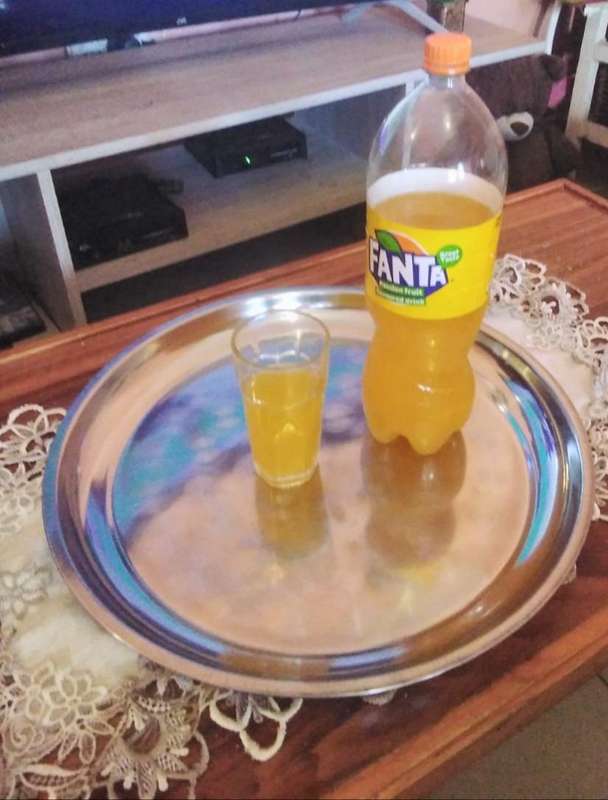 Round tray