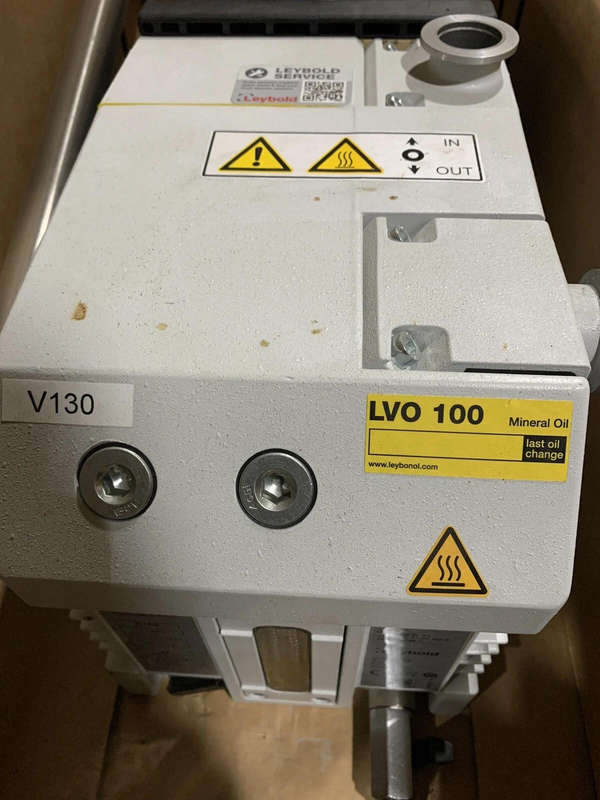 leybold Vacuum Pump D16B-New
