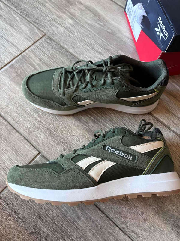 Unisex Reebok Sneakers