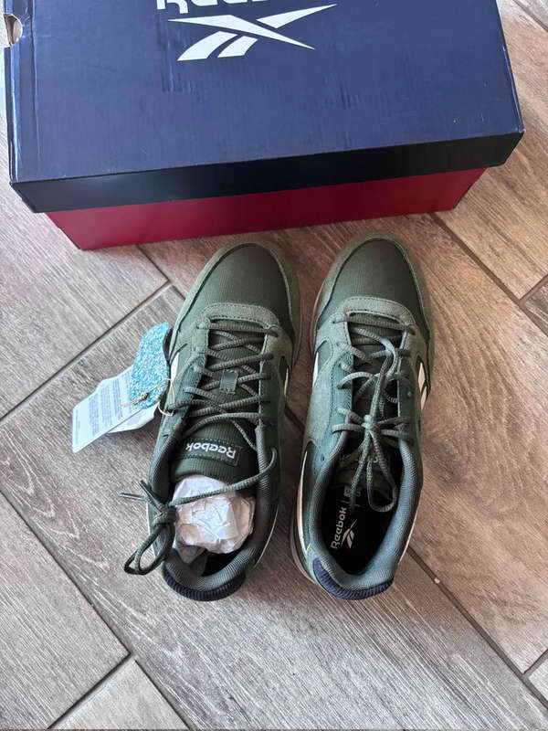 Unisex Reebok Sneakers