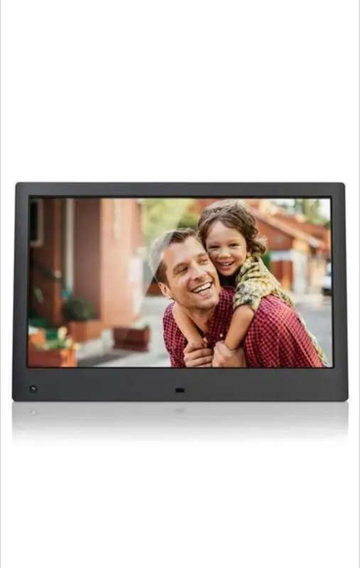 10 inches Hi-Res Digital Photo & HD Video Frame