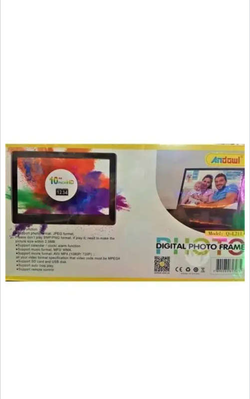10 inches Hi-Res Digital Photo & HD Video Frame