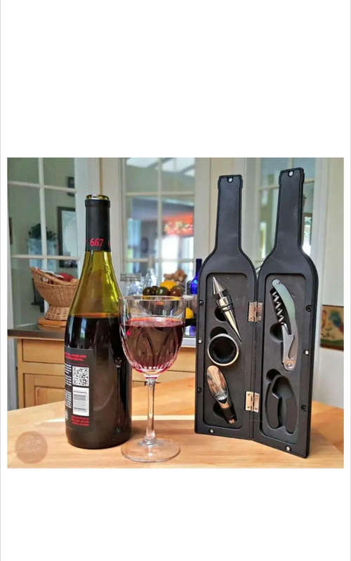Wine Bottle Shaped Corkscrew & Accessory Gift Set - 5 Piece