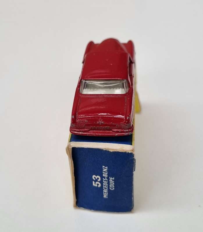 Matchbox Lesney 53B Mercedes Benz 220 SE Original Box
