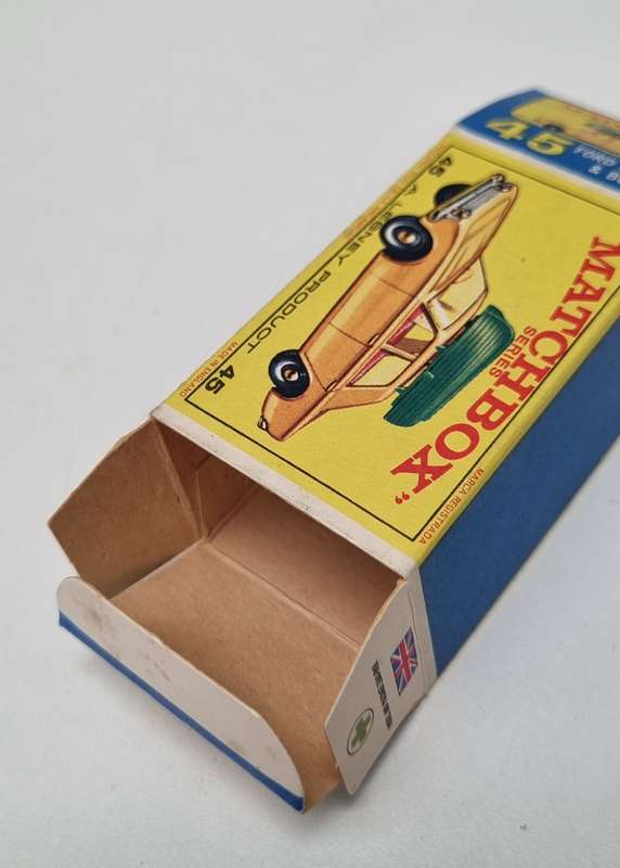 Matchbox Lesney 45B Ford Corsair Original Box