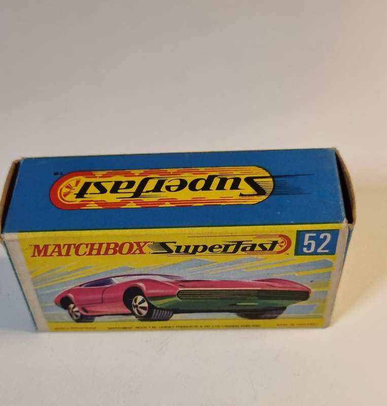 Matchbox Lesney 52C Dodge Charger MkIII Original Box