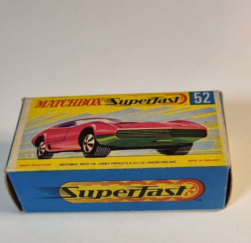 Matchbox Lesney 52C Dodge Charger MkIII Original Box