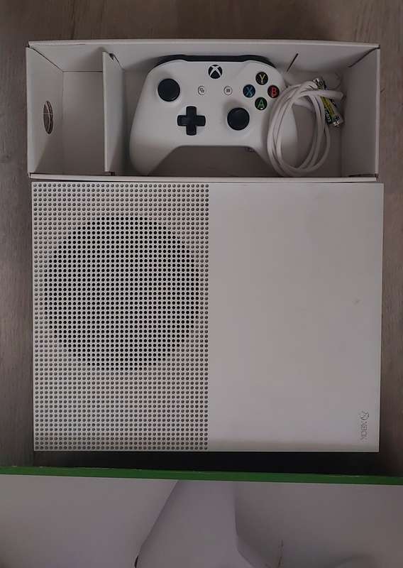 Xbox One S