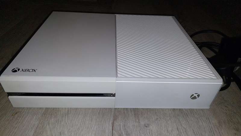 Xbox 1 + PSU (No Power)