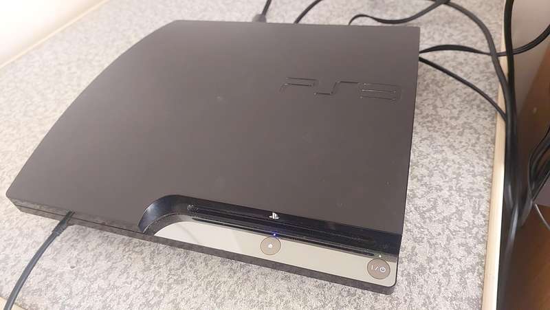 Playstation 3 with 20 Games