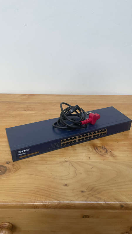 Tenda 24 Port Fast Ethernet Switch 100MBPS