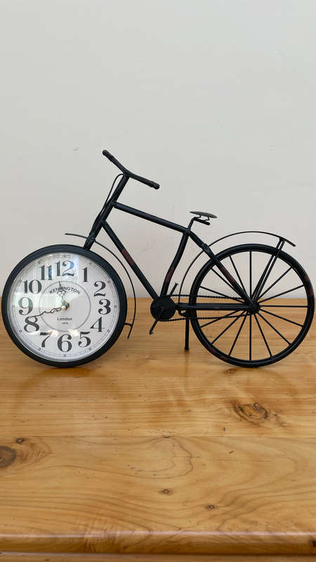 Bicycle Shelf Clock