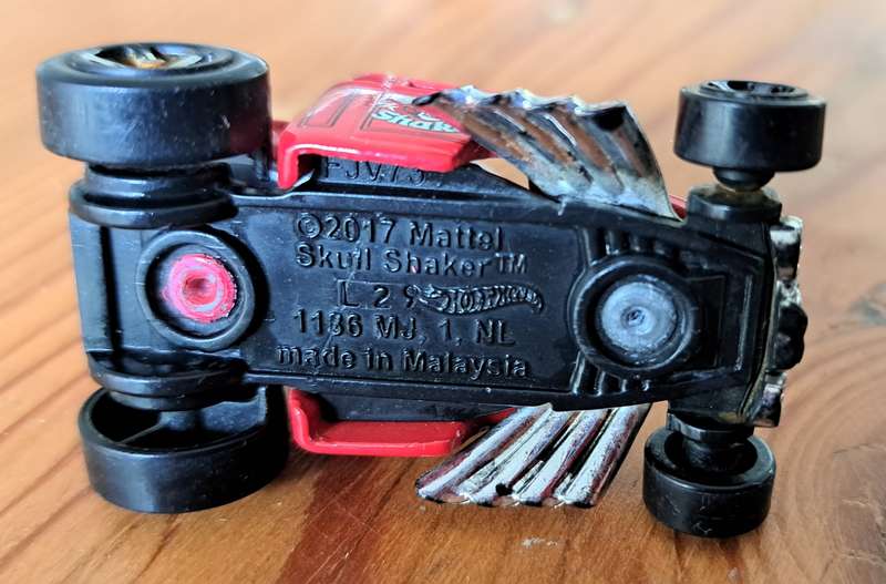 3x Hotwheel cars - diecast steel motor car toys boys collectors item