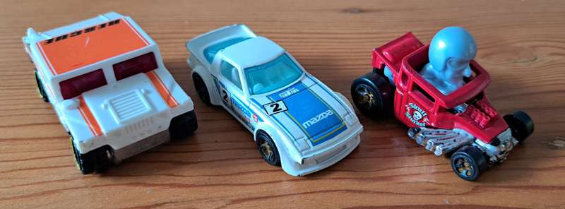3x Hotwheel cars - diecast steel motor car toys boys collectors item