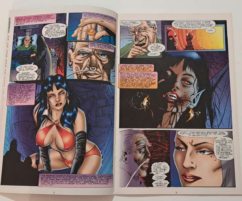 Dynamic Forces Vampirella (1992 Harris 1st Series) #0RED rare comic book collectable