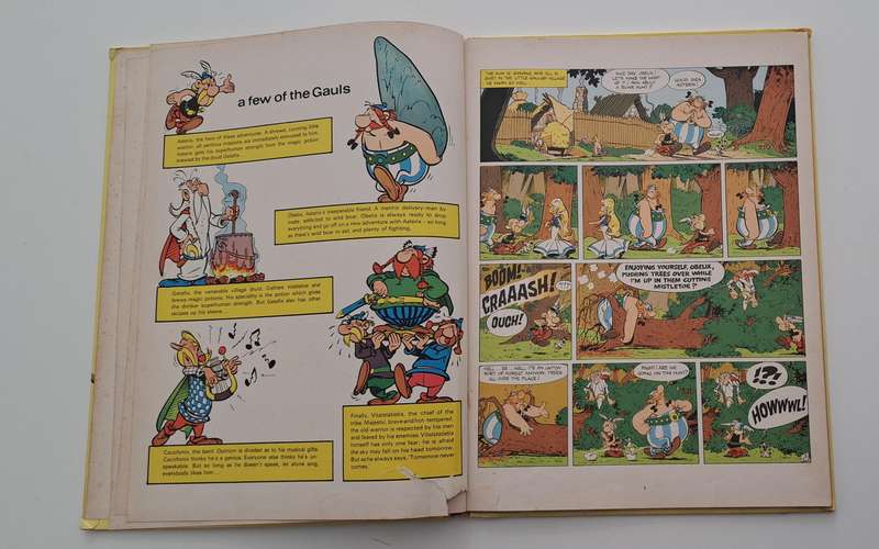 Asterix The Legionary By Goscinny & Uderzo book cartoon comic graphic novel classic collectable