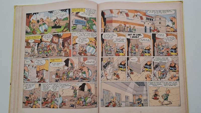 Asterix The Legionary By Goscinny & Uderzo book cartoon comic graphic novel classic collectable