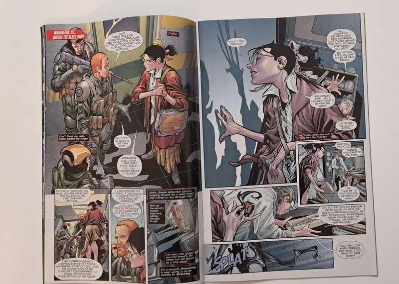 DC comic books - Catwoman (2011 4th Series) #15 rare old collectable